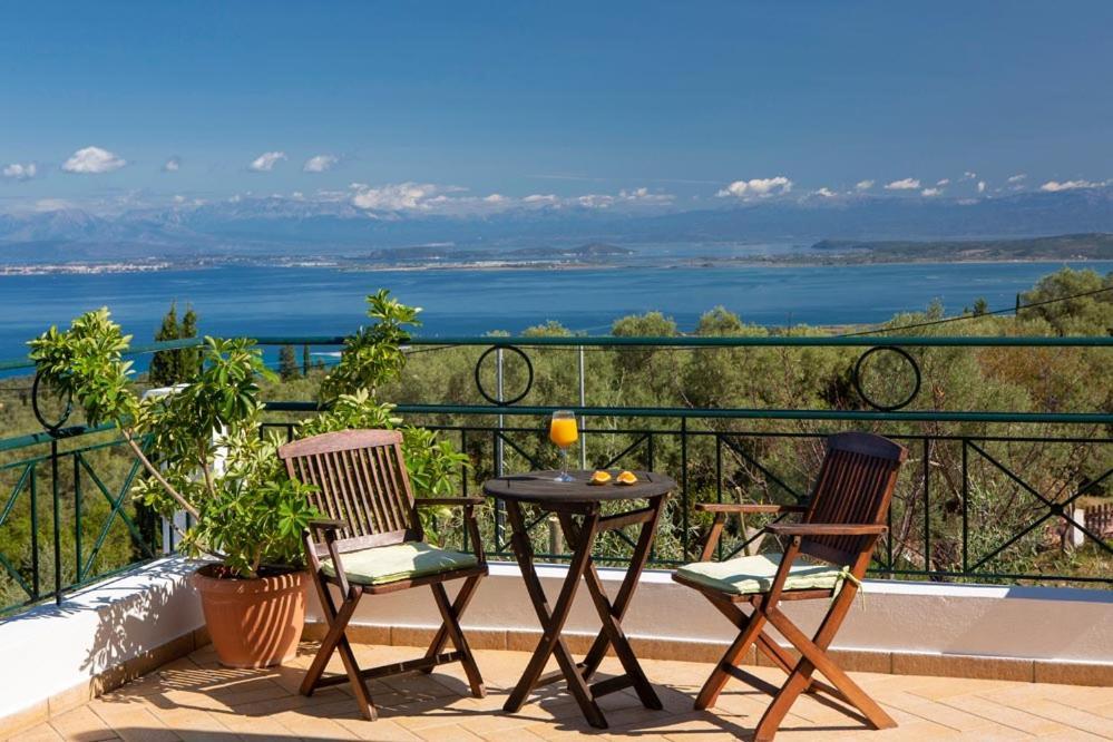 Villa Belvedere Verde Tsoukaladhes Ngoại thất bức ảnh